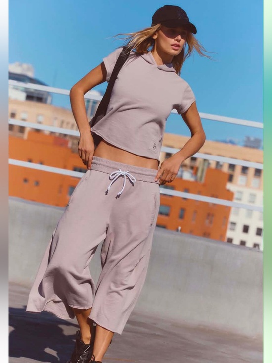 FP Movement by Free People Pants - FP Movement “Breakline-Set” 
***TOP ONLY**